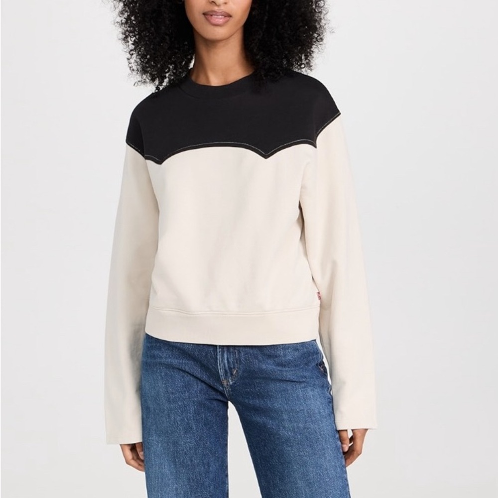 NWT Levi’s Howdy Crewneck